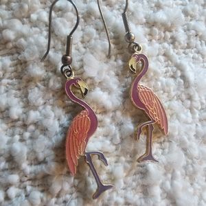 METAL & ENAMEL DETAILED FLAMINGO EARRINGS 2 1/2"        ☆